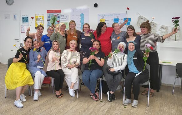 Gruppenbild mit Teilnehmerinnen des Tandem-Projektes für Frauen.